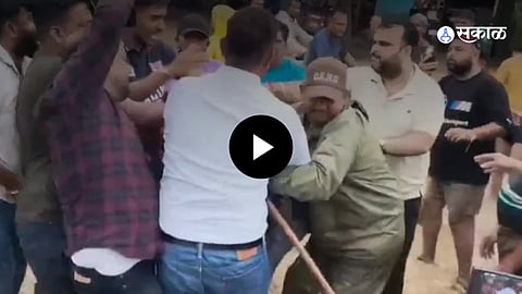 PWD Engineer and BJP Leader Rajesh Kumar Clash