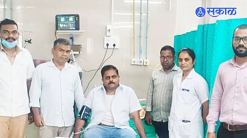 Treasury Officer Suffers Heart Attack In Manchar Doctors Timely Treatment Helps Save His Life After Severe Chest Pain
