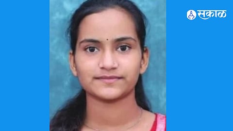 Bhagyashree Rajguru From Sukhapuri Achieves NEET Success And Gets Selected For BAMS Through Dedication And Hard Work