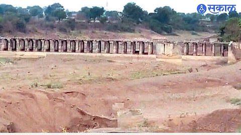 Dry rivers and streams in Kedar Kheda have affected the traditional fishing livelihood of Bhoi community families