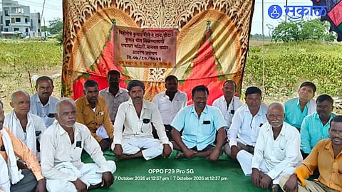 Manwat Farmers Launch Hunger Strike as Cow Shed Irrigation Well Bills Remain Unpaid for Two to Three Years