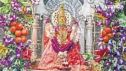 Shardiya Navratri Begins in Maharashtra with Ghatasthapana at Tuljapur Mahur Kolhapur and Saptashrungi Temple