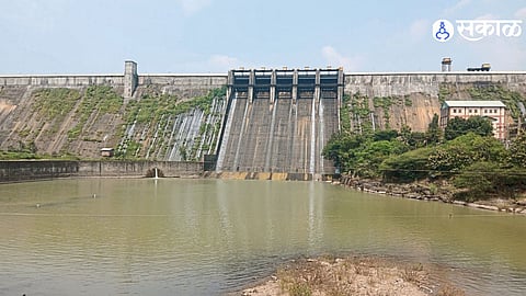 Dimbhe Dam Repair Demand Dilip Walse Patil Seeks 173 Crore as Water Leakage Raises Concern for Farmers and Irrigation