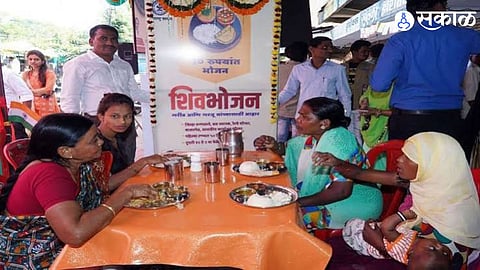 Shiv Bhojan Centres Face Stricter Monitoring as Maharashtra Enforces New CCTV Rules and Action Against Centre Operators