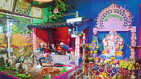 Ganesh Festival : बेळगाव येथील रयत गल्लीत घरोघरी देखावे