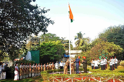 Republic day 2021 | आदित्य ठाकरे यांच्या हस्ते वांद्रे येथे शासकीय ध्वजारोहण संपन्न