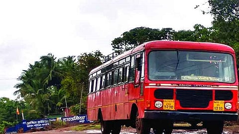 ST Bus