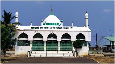 Aawati dargah
