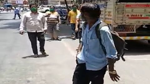 Corona patient had to walk