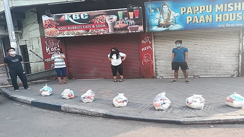 Distribution of food packets and food kits for students in northeast India by pune police