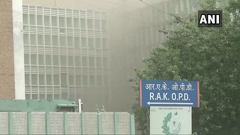 दिल्लीतील एम्स रुग्णालयात आग