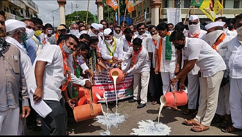 Former MLA Kardile alleges that Mahavikas Aghadi government is anti farmer