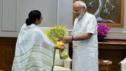ममता बॅनर्जी म्हणतात, 'पश्चिम बंगालचे नाव बदला'