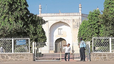 Maq bara
