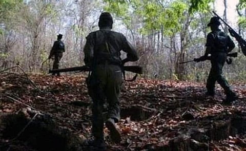 झारखंडमध्ये नक्षलवादी हल्ला; पाच पोलिस हुतात्मा