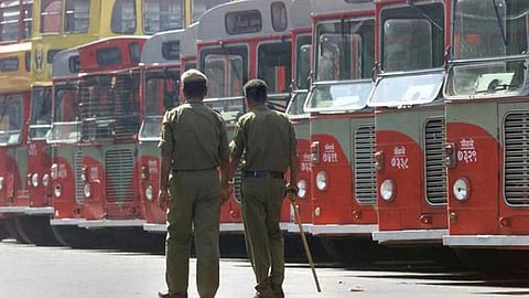 Mumbai-Best-Bus-Agitation