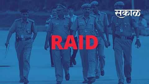 Police_RAID