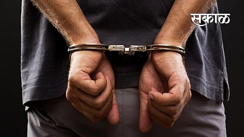 Two arrested and Two vehicles with liquor were seized at Bawadhan