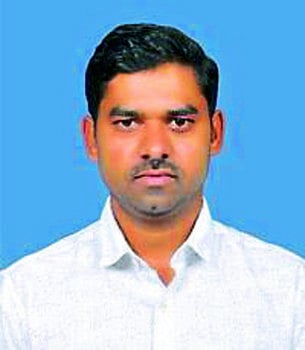 उपळाईचा विठ्ठल हराळे विक्रीकर निरीक्षक परीक्षेत भटक्या प्रवर्गात राज्यात प्रथम