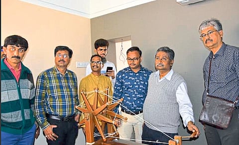 A statue of Mahatma Gandhi and Vinoba Bhave will be erected at Sevagram