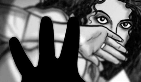 Woman raped by Tempo Driver and cleaner in Pimpri