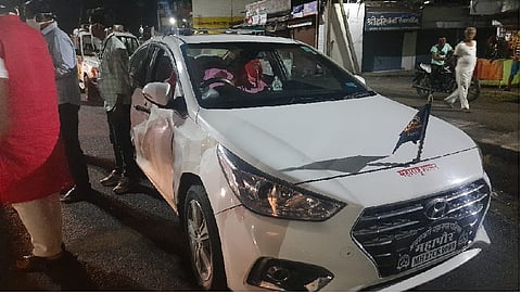 vehicle of amravati mayor meet accident at tiosa of amravati