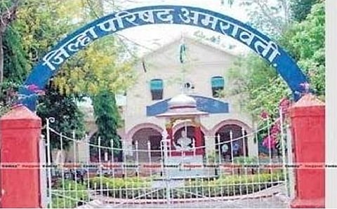 solar streetlight closed within three to four months in amravati