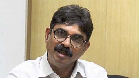 मनसेच्या इंजिनात कुणाचं इंधन? बाळा नांदगावकर यांचं आणखी एक 'मोठं' विधान