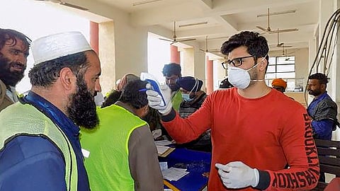 coronavirus india toll rise 30 delhi school closed till 31 march