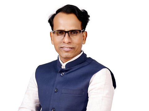 pramod gharde gives employment to two thousand people in nagpur