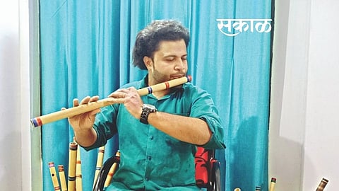 Geminis melodious flute captivated the guys