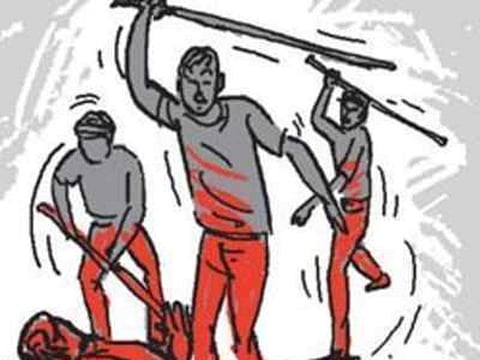 officer beaten up for corona survey in Nagpur
