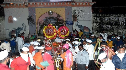 Kavatheekanda heard Dussehra without fireworks