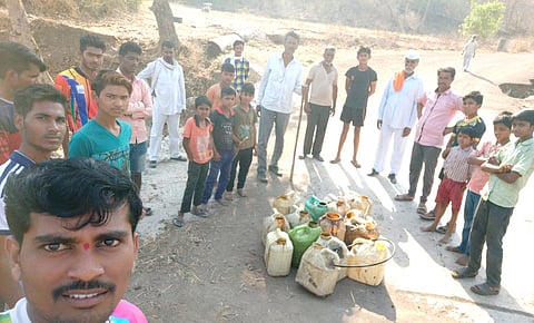 liquor distroyed in motala.jpg
