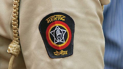 Hundreds of Police Inspectors in Maharashtra not getting Salaries Latest News