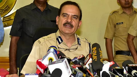 परमबीर सिंग प्रकरणात हायकोर्टात दाखल केलेल्या याचिकेवर 'या' दिवशी सुनावणी