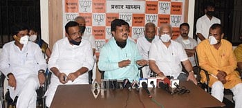 pravin darekar.jpg