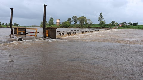 dam