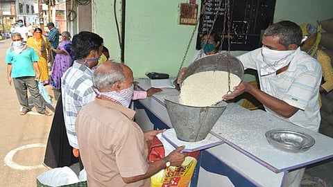 मोफत धान्याचा लाभार्थ्यांकडून काळाबाजार; पाटण तालुक्यातील प्रकार