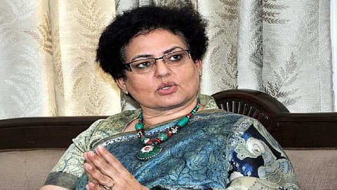 "कोविड सेंटर्समधील महिलांची छेडछाड टाळण्यासाठी उपाययोजना कराव्यात"
