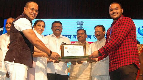 honor for sakib gore