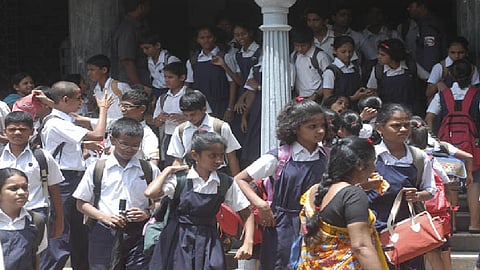 student get entry in school if parents give permission in amravati