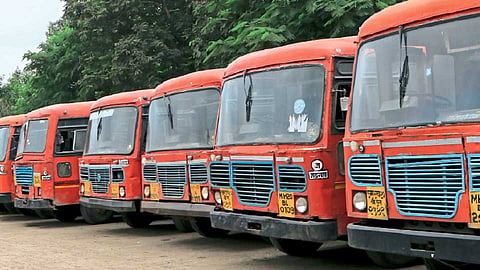 एसटीला अडीच हजार कोटींची थकबाकी कधी देणार?