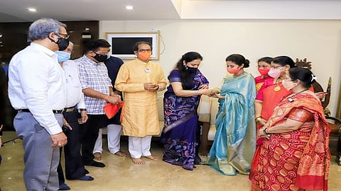उर्मिला मातोंडकर रिटर्न्स ! शिवसेनेत अधिकृत प्रवेश करत उर्मिला होणार राजकारणात पुन्हा सक्रिय
