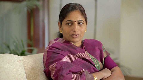 1Seema_hire.jpg