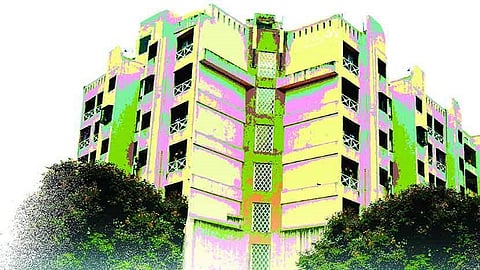 धोकादायक घराचा वापर बंद करा; खारघर-तळोजामधील 150 इमारतींना पालिकेची नोटीस
