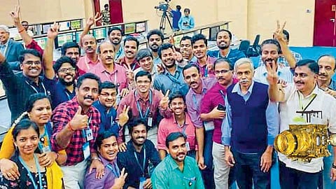 Chandrayaan 2 : चांद्रयान मोहिमेत दुरुस्तीचे क्षण रोमांचकारी!