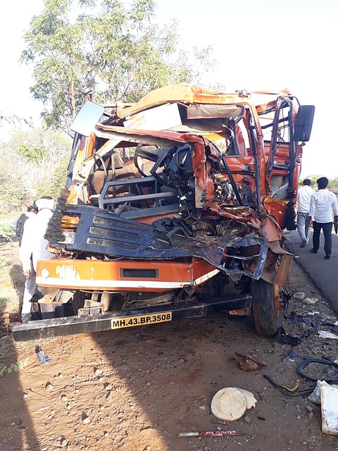 Two killed in an accident on Solapur Pune highway