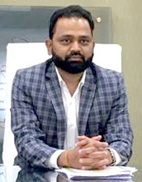 जिल्हाधिकारी डॉ. विपीन इटनकर