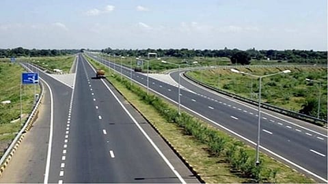 जबराट! मुंबई- दिल्ली एक्स्प्रेस वेचं काम सुसाट, २४ महिन्यात सेवेसाठी होणार सज्ज
